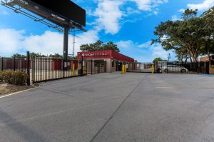 StorQuest - Tampa/Hillsborough