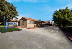 Photo of StorQuest - Claremont / Baseline