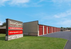 Photo of StorQuest - Richmond / Gonyo