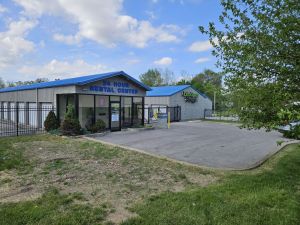 Photo of Extra Space Storage - 2187 - Columbus - State St.