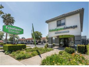 Photo of Extra Space Storage - 1103 - Chatsworth - Devonshire St
