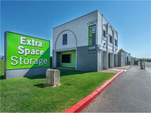 Extra Space Storage - 0237 - Phoenix - 17407 N Cave Creek Rd