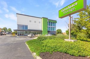 Extra Space Storage - 3336 - Deer Park - Grand Blvd.