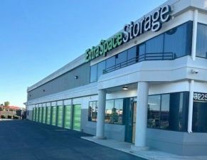 Extra Space Storage - 3490 - Las Vegas - 3225 S Nellis Blvd - 3225 South Nellis Boulevard
