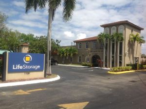 Extra Space Storage - 3140 - Hollywood - 21st Avenue