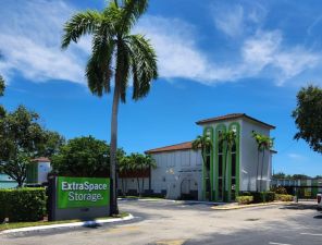 Extra Space Storage - 3140 - Hollywood - 21st Avenue