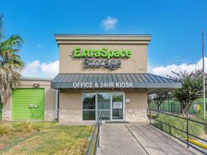 Extra Space Storage - 3141 - San Marcos - Interstate 35