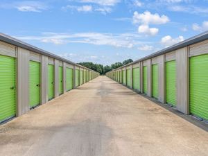 Extra Space Storage - 3286 - Humble - Pinehurst Trail Drive