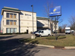 Extra Space Storage - 3370 - Fishkill - Merritt Boulevard