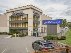 Extra Space Storage - 3586 - E Stroudsburg - Joel Street