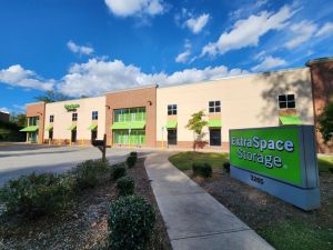 Photo of Extra Space Storage - 3620 - Winston-Salem - Robinhood Rd
