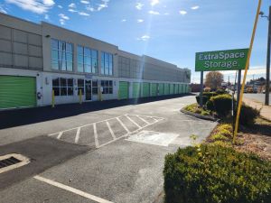 Photo of Extra Space Storage - 3714 - West Hartford - New Park Ave