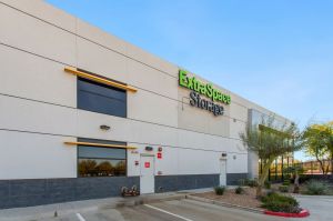 Extra Space Storage - 3904 - Phoenix - 32nd St