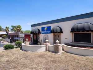 Photo of Life Storage - 4098 - Phoenix - Cinnabar Ave