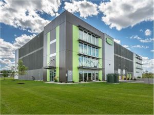 Extra Space Storage - 1883 - Brooklyn Center - Logan Ave