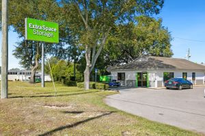 Photo of Extra Space Storage - 3116 - Tampa - Hillsborough Ave
