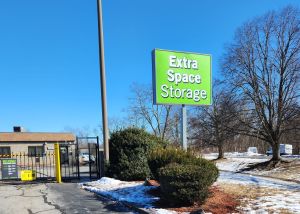 Extra Space Storage - 3121 - Rumford - Narragansett Park Dr