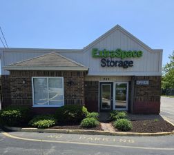Photo of Extra Space Storage - 3222 - Florissant - Washington St
