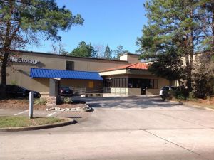 Extra Space Storage - 3300 - The Woodlands - Panther Creek Pines