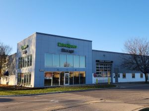 Extra Space Storage - 3448 - Libertyville - Park Ave.