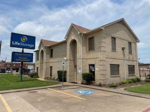 Photo of Life Storage - 4059 - Katy - Franz Road