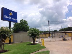 Photo of Life Storage - 4062 - Lafayette - 2888 Evangeline Trwy