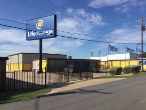 Photo of Life Storage - 4065 - Dallas - Plantation Road