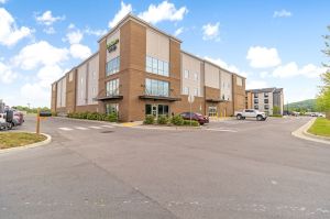 Extra Space Storage - 4166 - Smyrna - Isabella Ln