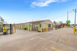 Extra Space Storage - 6128 - Panama City - Tyndall Pkwy - 633 South Tyndall Parkway