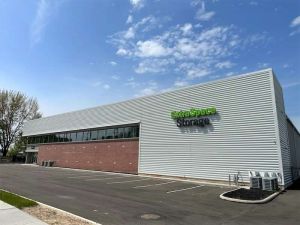 Extra Space Storage - 7450 - Parma - 12200 Snow Rd