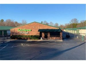 Extra Space Storage - 7658 - Winston-Salem - Clemmonsville Rd
