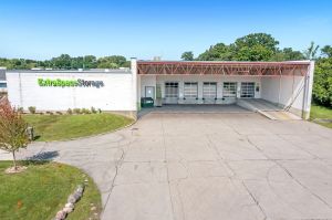 Photo of Extra Space Storage - 7825 - Libertyville - Bradley Rd