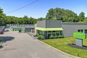 Extra Space Storage - 7990 - Pembroke - Old Oak St - 330 Old Oak Street