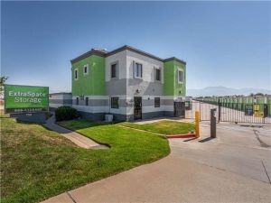 Extra Space Storage - 0177 - Hemet - S Sanderson