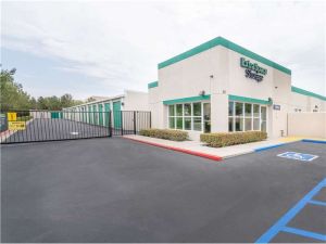 Extra Space Storage - 8363 - Irvine - 66 Tesla