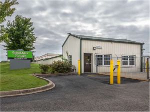 Photo of Extra Space Storage - 8535 - Louisville - Blankenbaker Access Dr