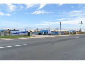 Extra Space Storage - 2109 - Madison - Clifty Dr - 2782 Clifty Drive