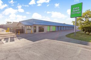 Extra Space Storage - 2151 - Fort Wayne - Newaygo Rd