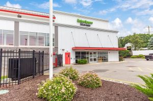 Photo of Extra Space Storage - 6304 - Montville - 352 Main Rd