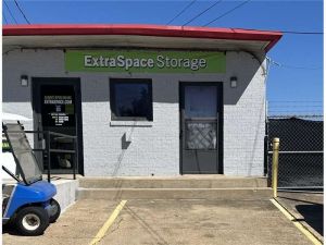 Photo of Extra Space Storage - 6387 - Flowood - N Layfair Dr