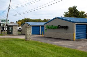Extra Space Storage - 2122 - Petersburg - Main Street