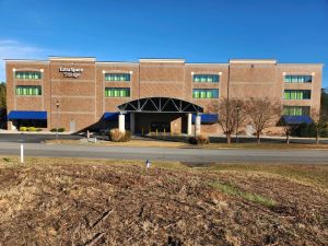 Extra Space Storage - 3317 - Woodstock - Sycamore Lane