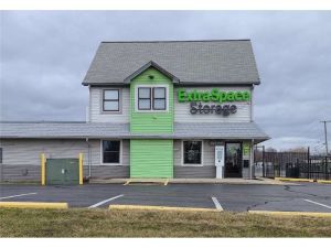 Photo of Extra Space Storage - 0553 - Belleville - Old Rawsonville Rd