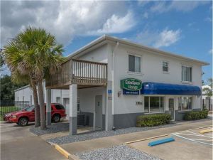 Photo of Extra Space Storage - 8440 - Palm Coast - Palm Coast Parkway NW
