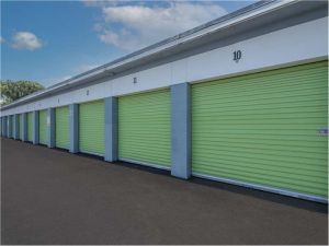 Extra Space Storage - 7461 - Everett - Revere Beach Pkwy