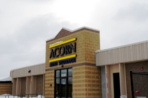 Acorn Mini Storage XIV - Bloomington - 9100 West Bloomington Freeway