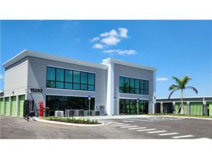 Extra Space Storage - 7977 - Fort Myers - Convenience Way - 15260 Convenience Way