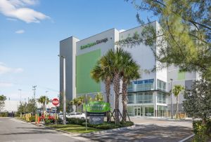 Photo of Extra Space Storage - 7885 - North Miami Beach - Dixie Hwy