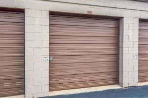 StorageMart - NW 10th St