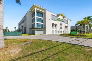 Photo of Extra Space Storage - 6382 - Pembroke Park - W Hallandale Beach Blvd